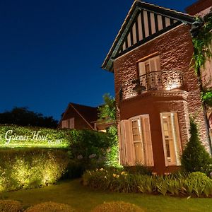 Altos de Guemes Hotel